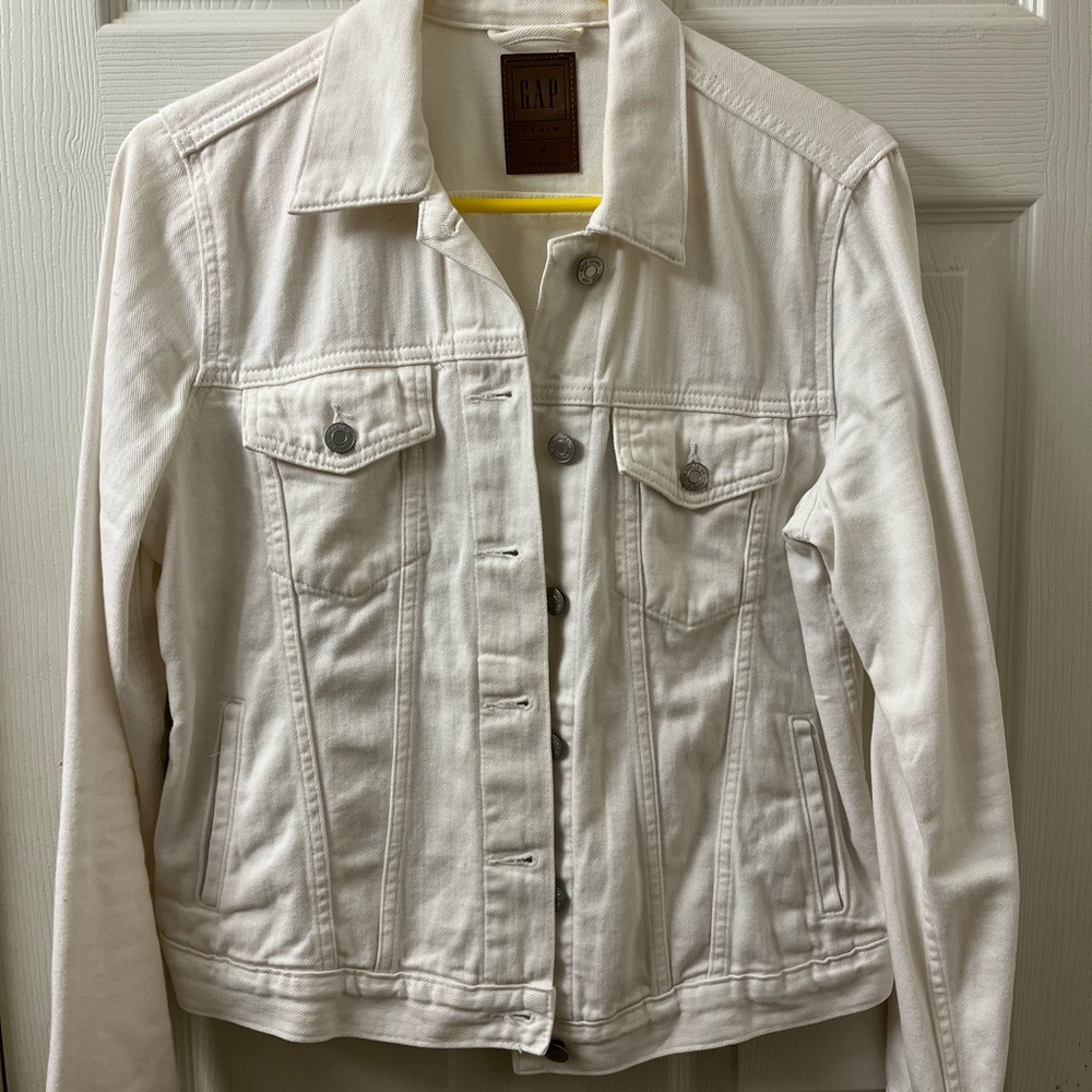 GAP White Denim Jean Jacket